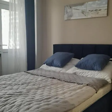 홈스테이 Goscinne Nad Morzem 미엥지즈드로예