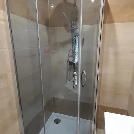 Goscinne Nad Morzem *